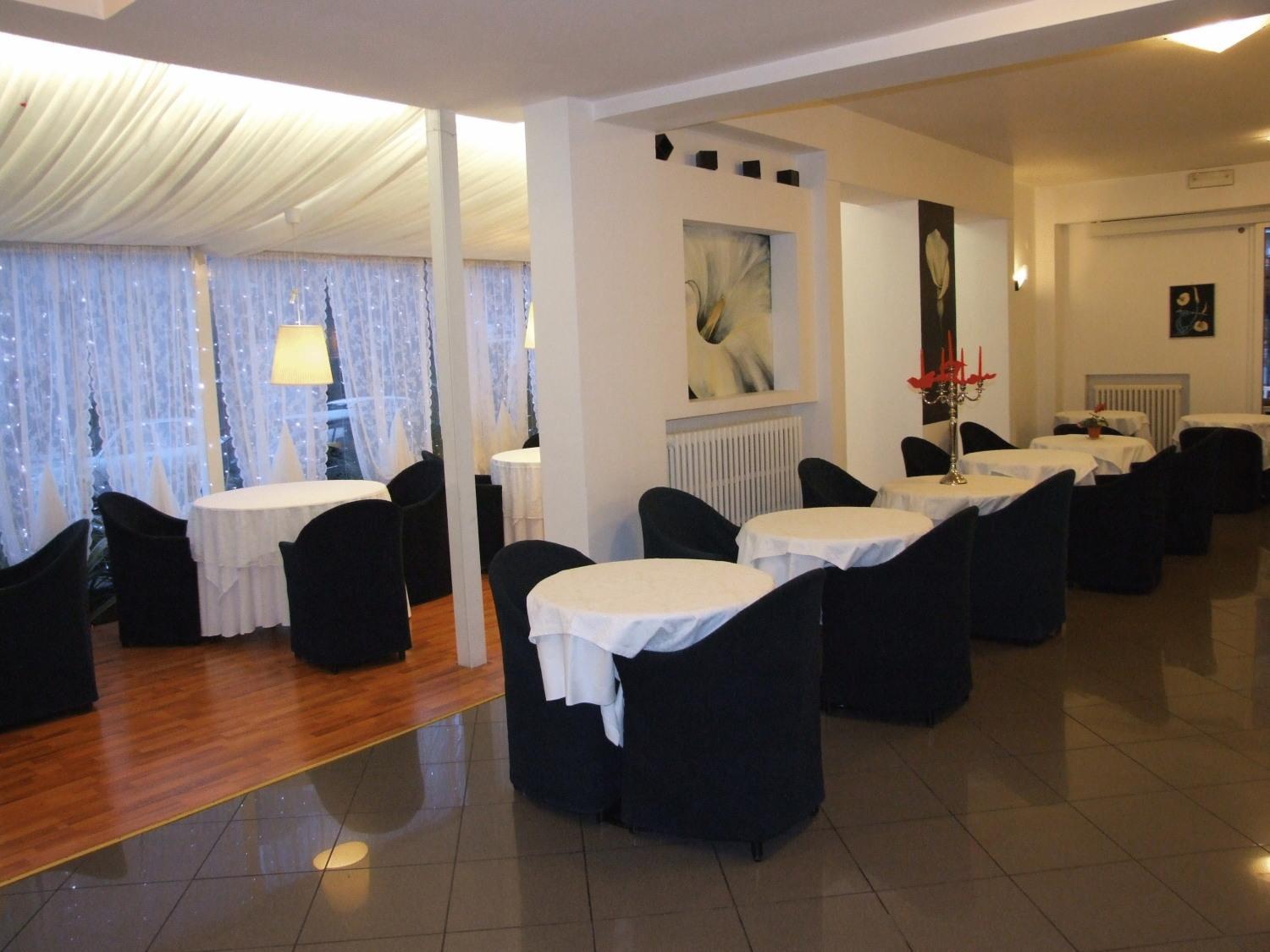 Hotel Mediterraneo Pesaro Exterior photo