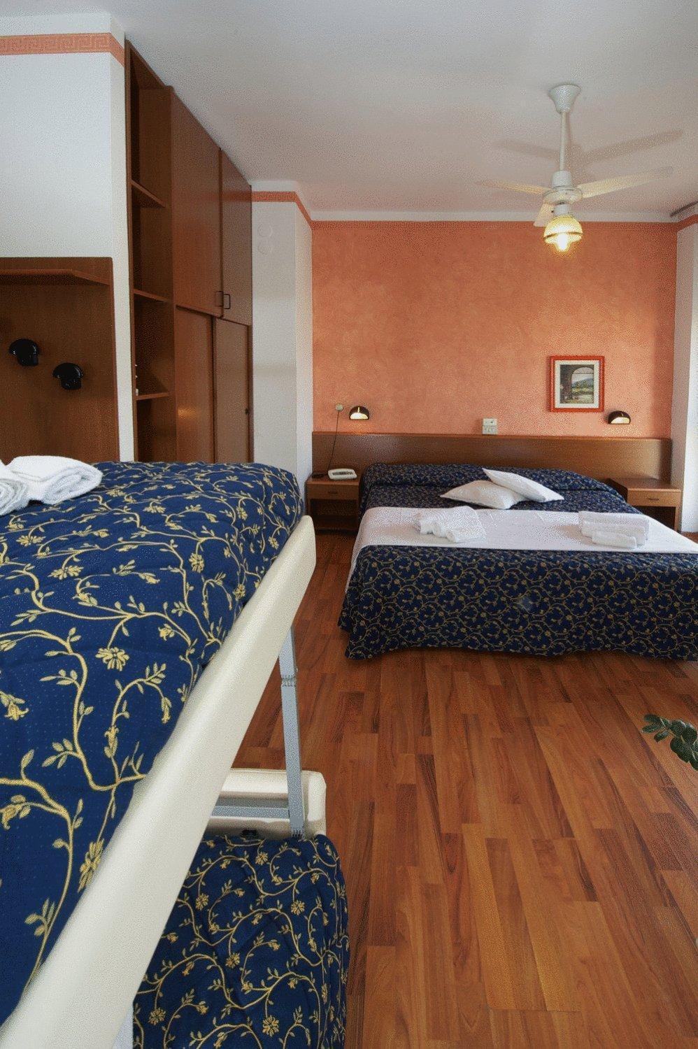 Hotel Mediterraneo Pesaro Exterior photo